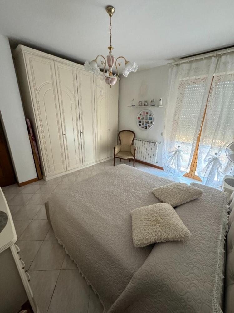 Ferienwohnung Bellissima Stanza Con Parcheggio Gratuito Cinquale Exterior foto